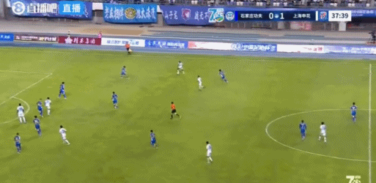 阿苏埃头槌回归首球 申花半场1-0领先石家庄