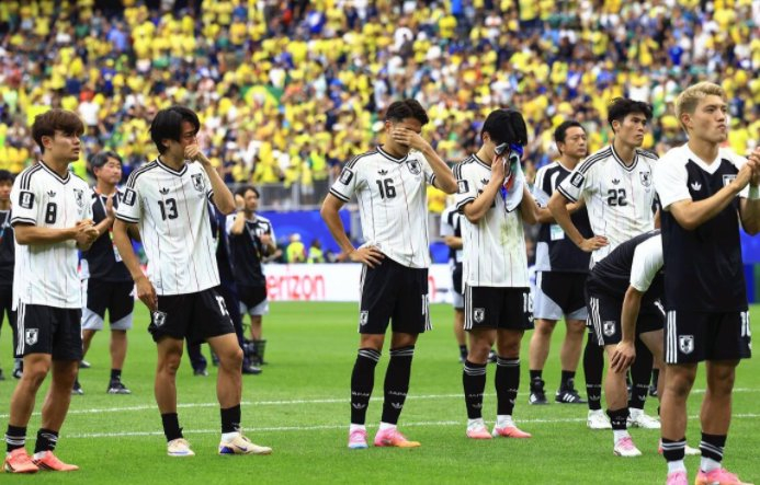 詹姆斯回击网络质疑：附加赛言论成额外动力