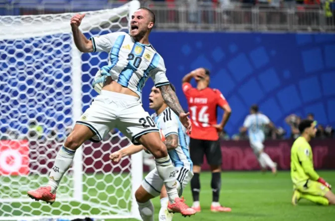 VAR双标与红牌特赦：FIFA的“强者优待”逻辑