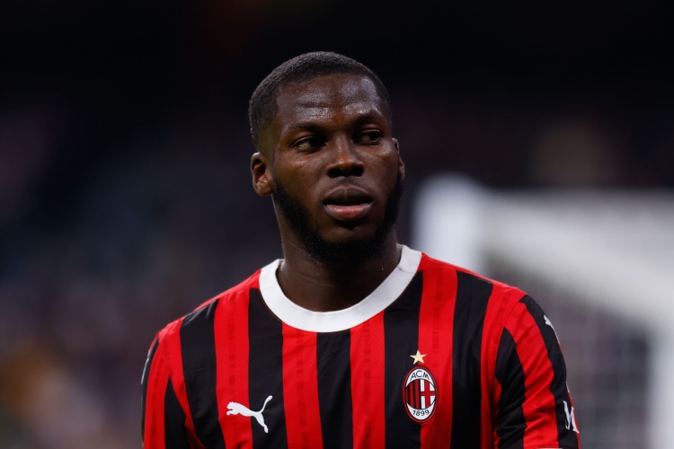 利兹联询价米兰中场穆萨，上赛季意甲仅4次首发