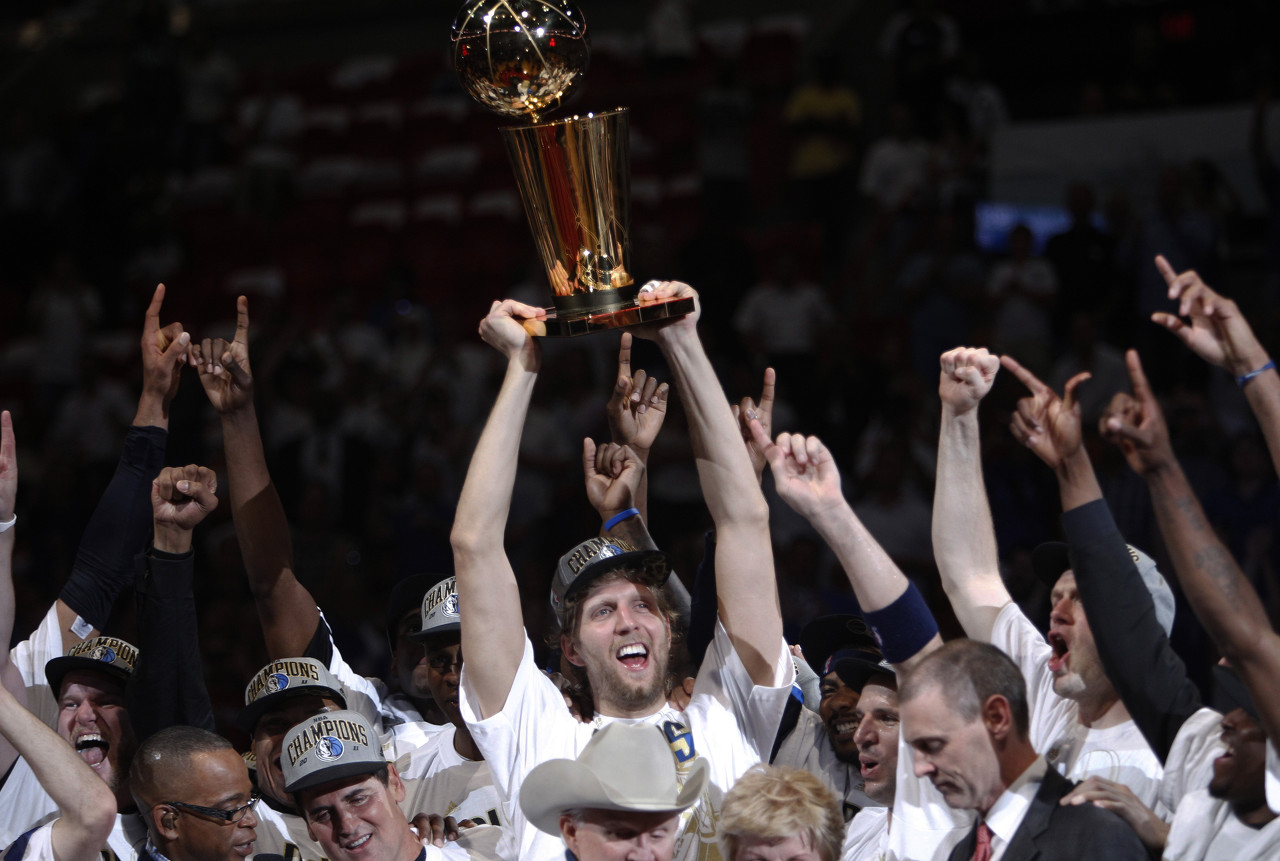 布伦森连夺三奖创历史 成第11位获ESPY最佳男运动员的NBA球员 布伦森连夺三奖创历史 成第11位获ESPY最佳男运动员的NBA球员
