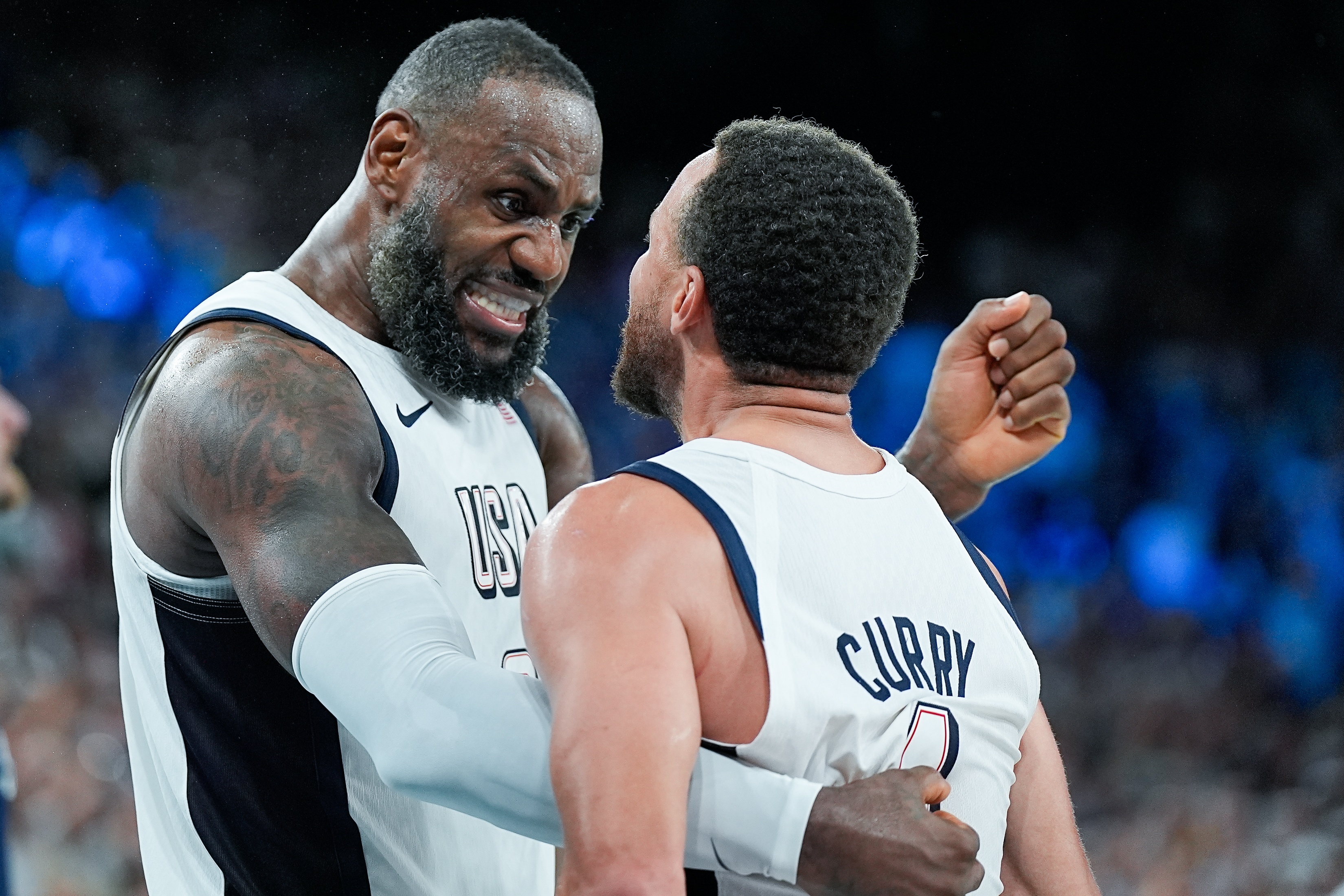 ESPN标题乌龙:詹姆斯加盟勇士?内容毫无关联 ESPN标题乌龙:詹姆斯加盟勇士?内容毫无关联