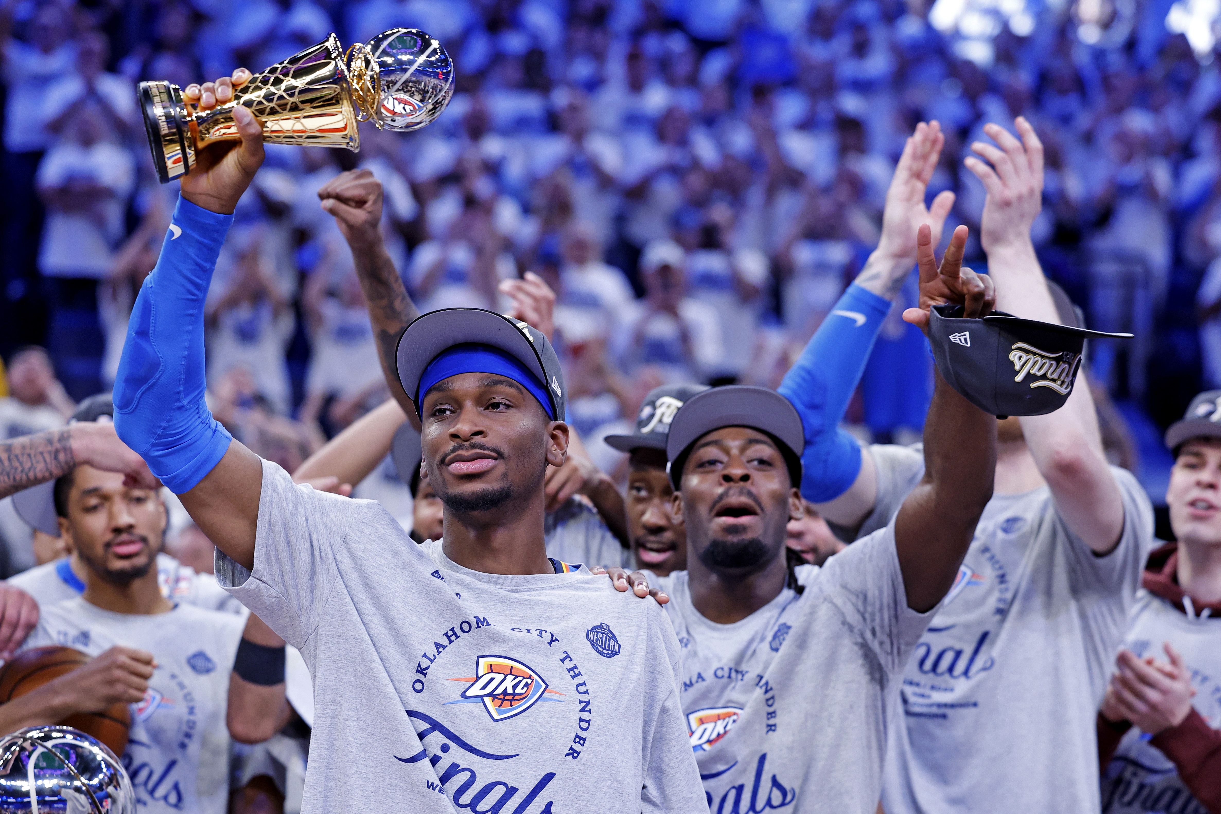 布伦森连夺三奖创历史 成第11位获ESPY最佳男运动员的NBA球员