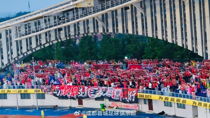 蓉城主帅阿洛伊西:失误送礼但全队未崩盘 杨明洋下轮停赛 蓉城主帅阿洛伊西:失误送礼但全队未崩盘 杨明洋下轮停赛