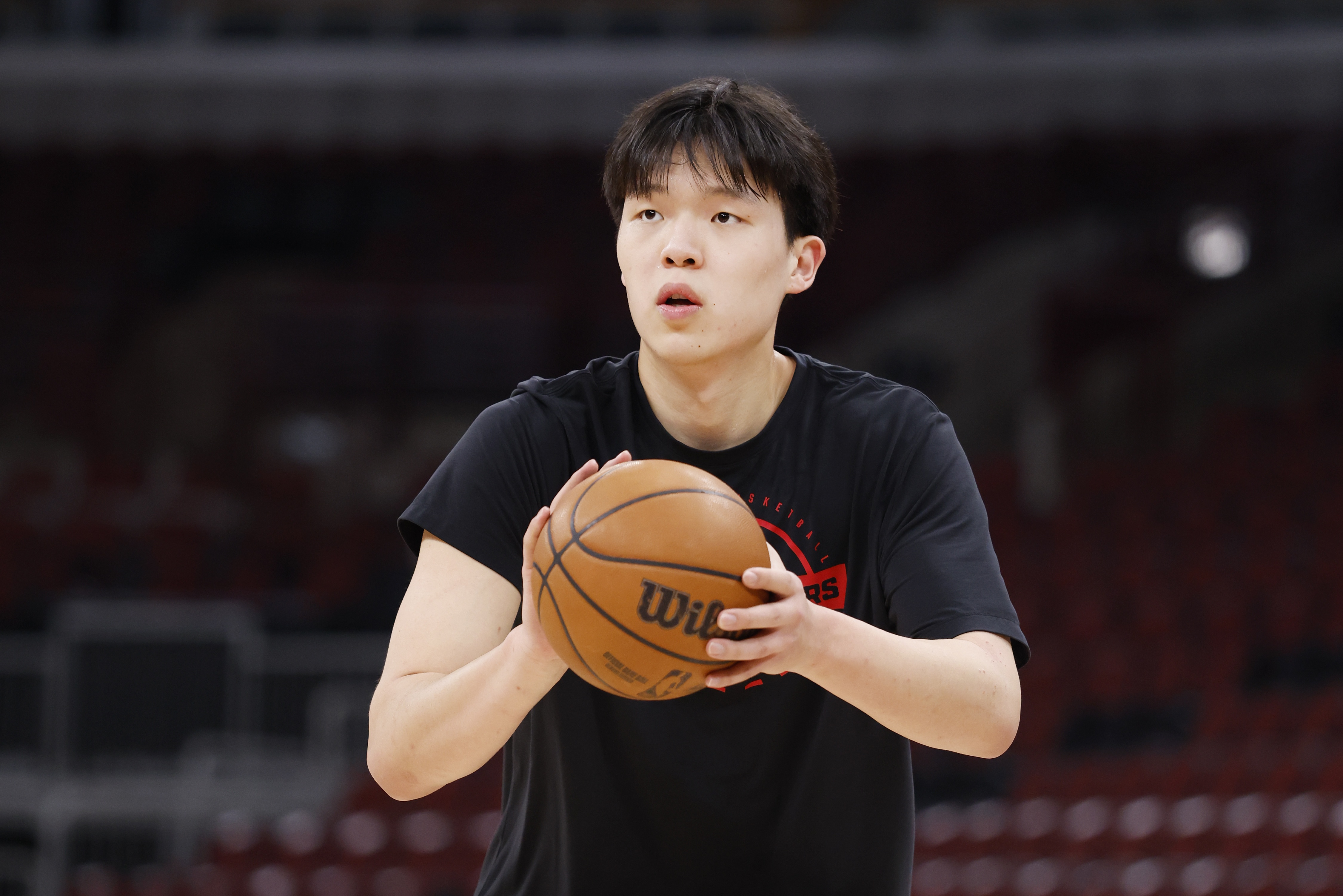杨瀚森下半场爆发 开拓者夏联擒掘金