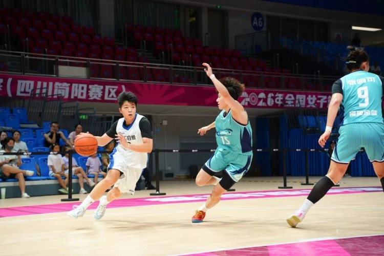厦门银行83-58大胜福建金篮 廖丽华郑馨茹合砍40+ 厦门银行83-58大胜福建金篮 廖丽华郑馨茹合砍40+