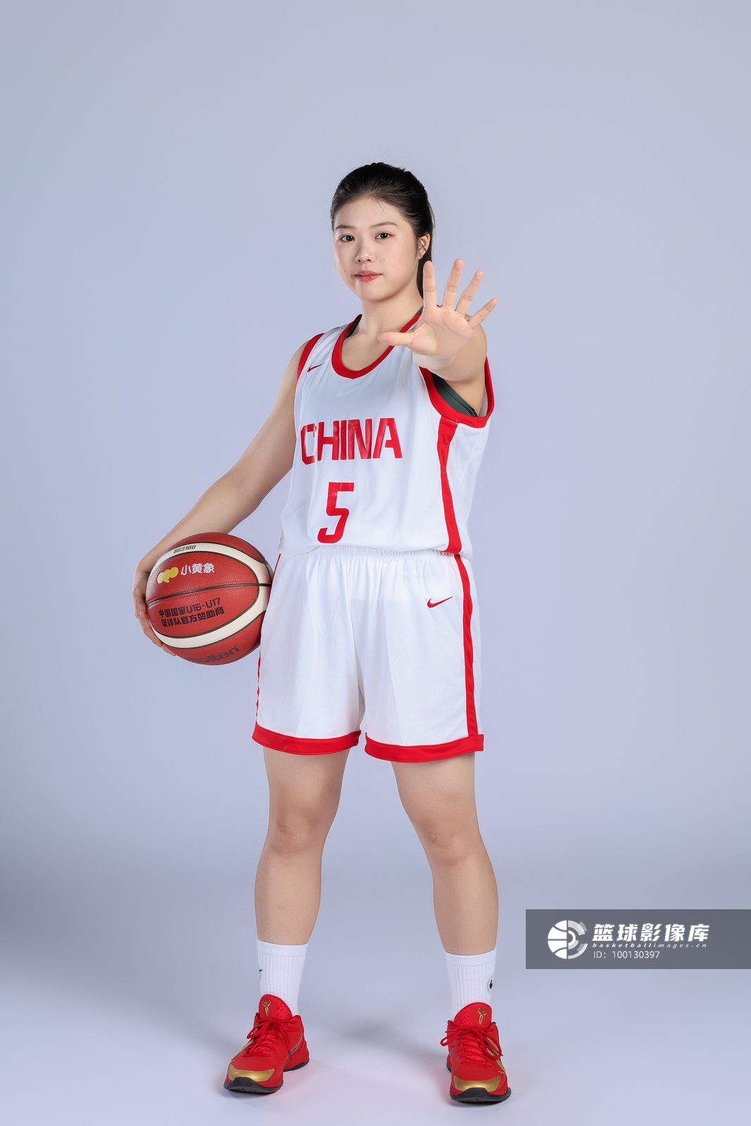 孙璇10中3送10助攻 中国U17女篮负新西兰获第六