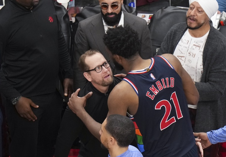 CBS记者:76人战绩不达标,纳斯恩比德均面临离队风险