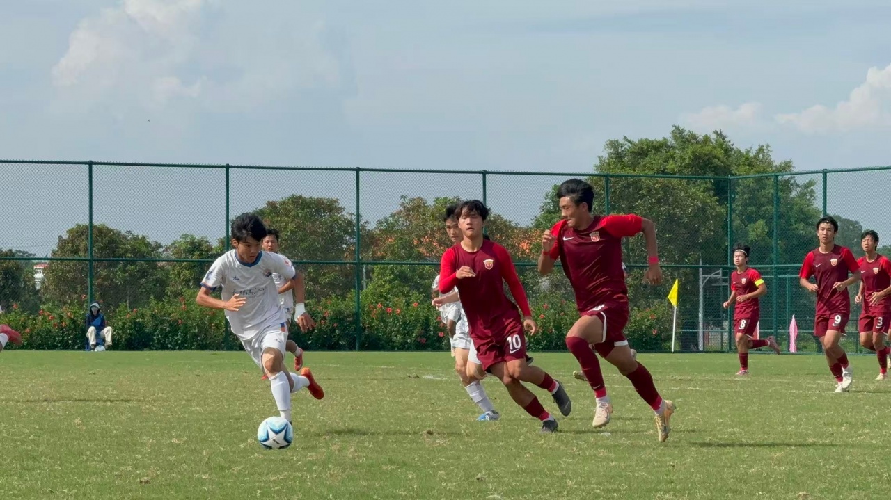 三战全胜零悬念,上海海港U17锁定总决赛第二阶段席位 三战全胜零悬念,上海海港U17锁定总决赛第二阶段席位