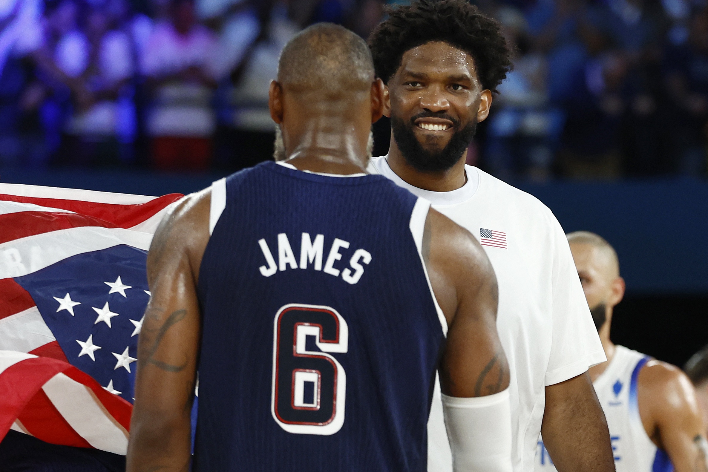 白巧克力:下赛季魔术、尼克斯、热火战绩均可能压过76人 白巧克力:下赛季魔术、尼克斯、热火战绩均可能压过76人