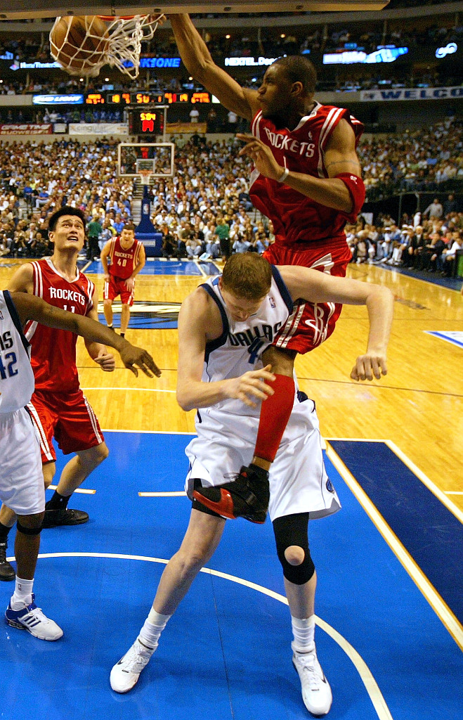 NBA历史7尺2以上15人 姚明第四贾巴尔第一 NBA历史7尺2以上15人 姚明第四贾巴尔第一