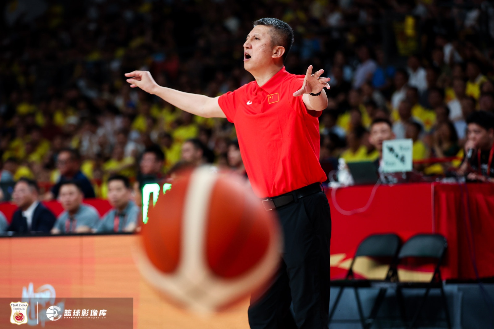 中国男篮佛山热身赛赛程公布 13日15日两战乌拉圭17日碰新西兰 中国男篮佛山热身赛赛程公布 13日15日两战乌拉圭17日碰新西兰