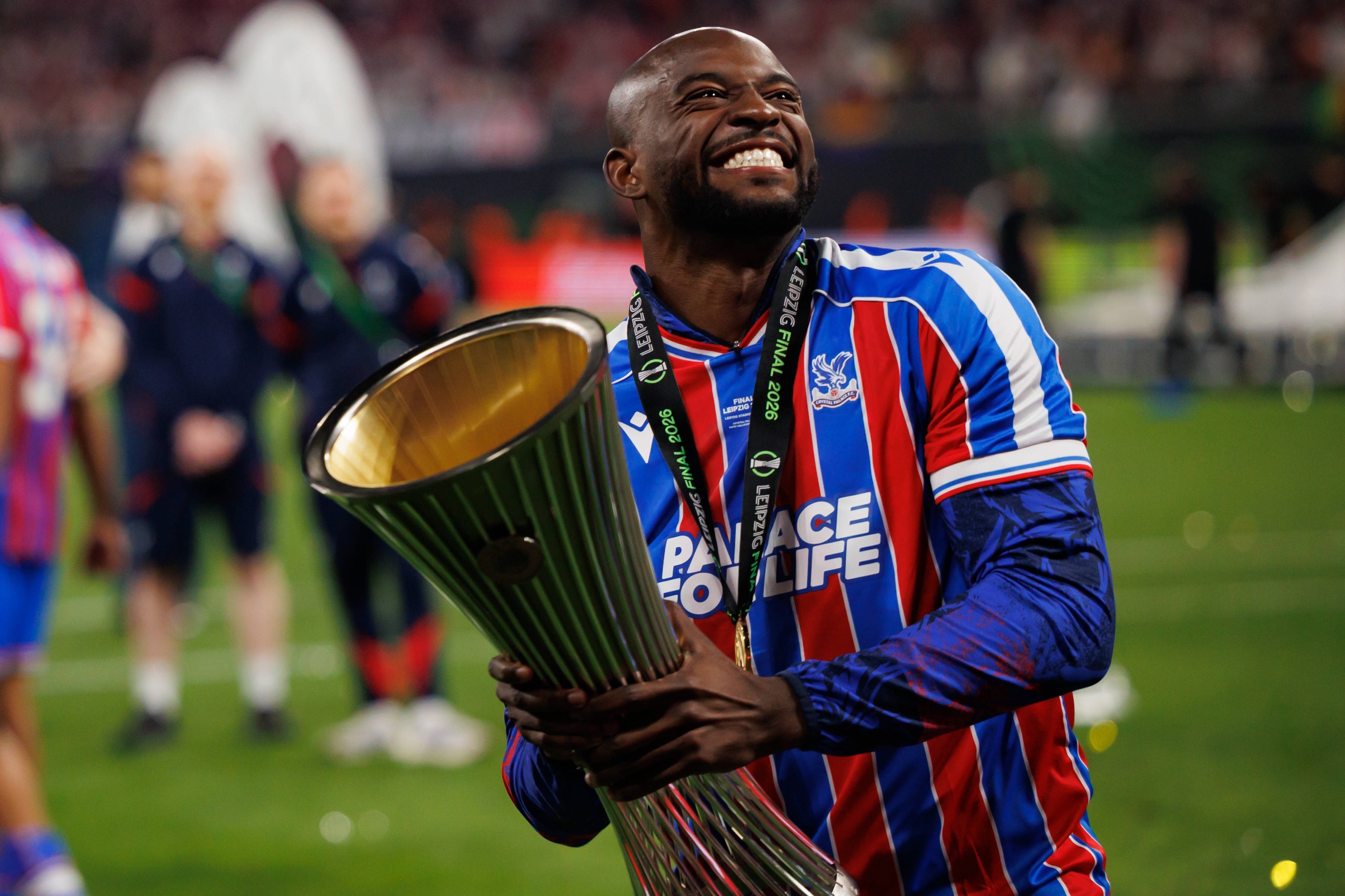 BBC:马特塔主张其与水晶宫最后1年合同应无效,但目前他仍在球队