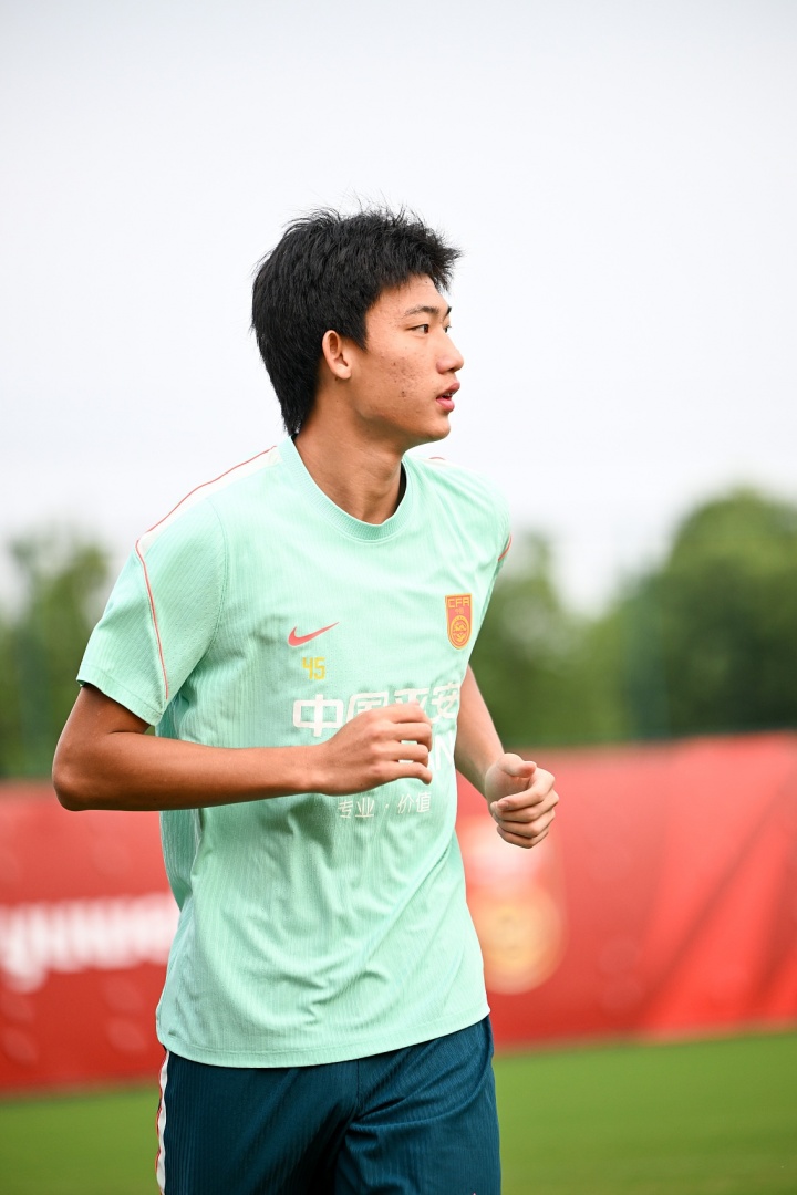 今晚,久违的国足比赛回来了!对马尔代夫,期待“青春风暴”上演 今晚,久违的国足比赛回来了!对马尔代夫,期待“青春风暴”上演
